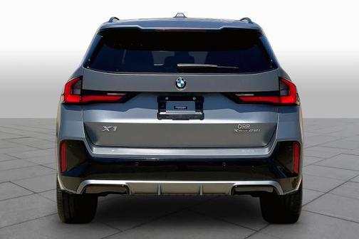 Frozen Pure Gray Metallic 2023 BMW X1 XDRIVE28I