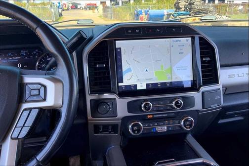 2022 Ford F-350 LARIAT SUPER DUTY