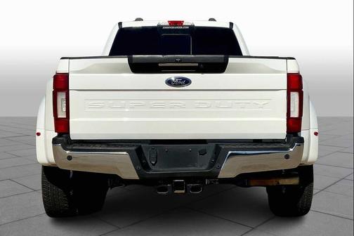 2022 Ford F-350 LARIAT SUPER DUTY