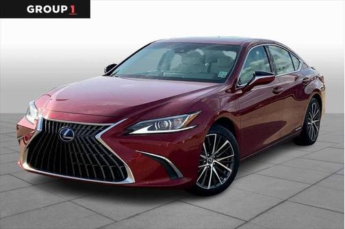 2022 Lexus ES 300h BASE