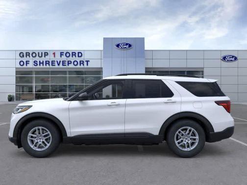 Star White Metallic Tri-Coat 2026 Ford Explorer Active