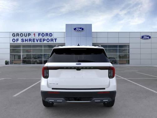 Star White Metallic Tri-Coat 2026 Ford Explorer Active