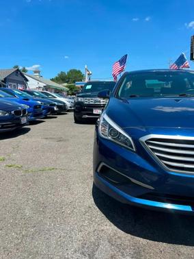 Lakeside Blue 2017 Hyundai SONATA SE