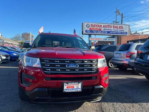 2017 Ford Explorer Base