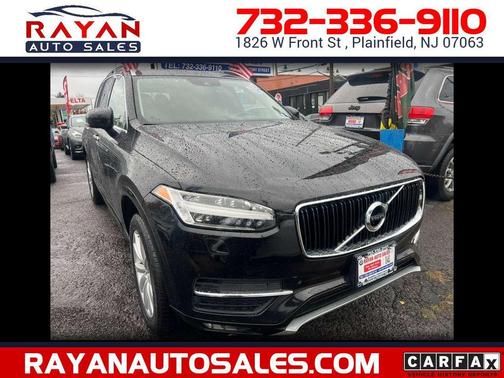 2017 Volvo XC90 T6 Momentum