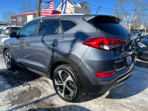 2016 Hyundai TUCSON Sport