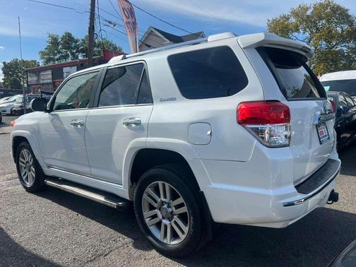 2013 Toyota 4Runner SR5
