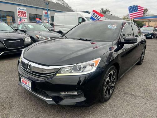 2017 Honda Accord EX-L w/Navigation & Honda Sensing