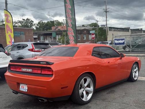 2009 Dodge Challenger SRT8