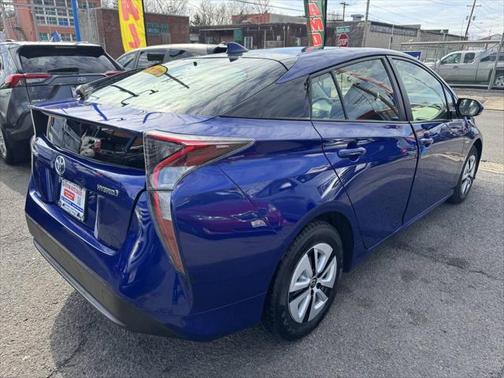 2017 Toyota Prius Three