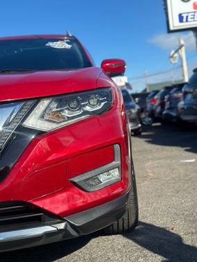 2017 Nissan Rogue SL