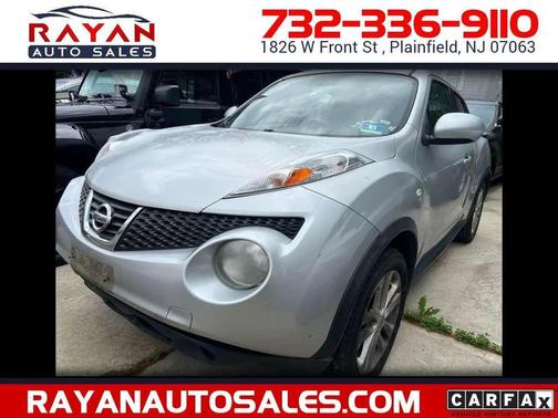 Brilliant Silver 2013 Nissan Juke SV