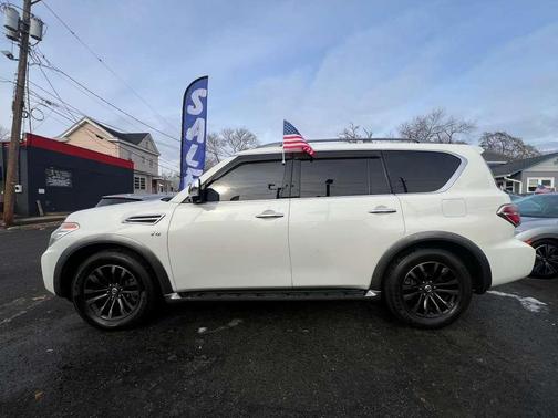 2017 Nissan Armada Platinum