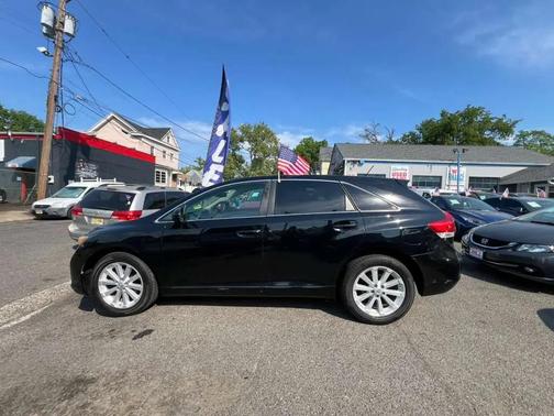 Black 2010 Toyota Venza Base