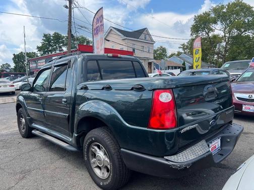 2004 Ford Explorer Sport Trac Adrenalin