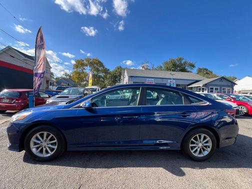2019 Hyundai SONATA SE