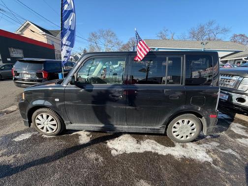 2005 Scion xB Base