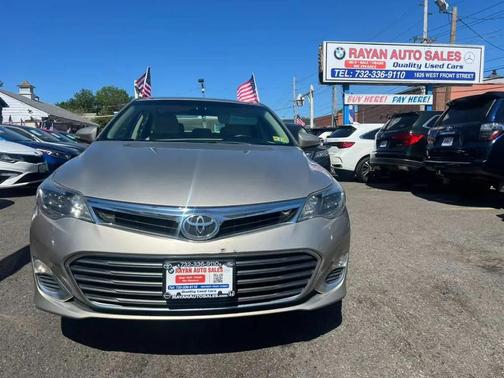 Gold 2015 Toyota Avalon XLE Touring