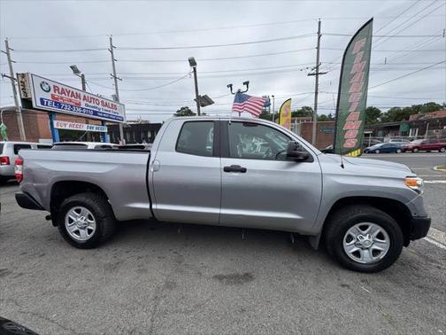 2014 Toyota Tundra SR5