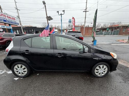 2013 Toyota Prius c One