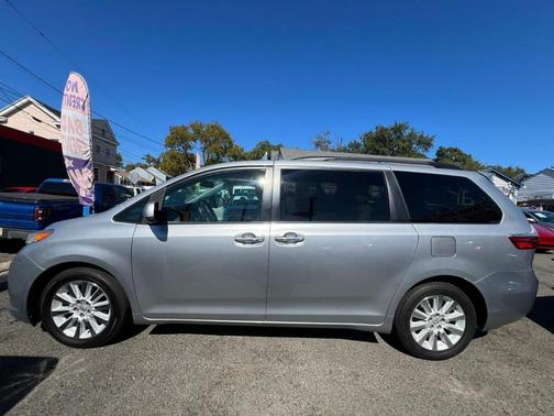 2015 Toyota Sienna Limited