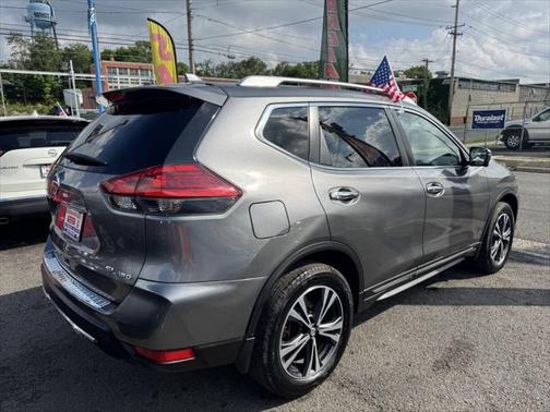 2017 Nissan Rogue SL