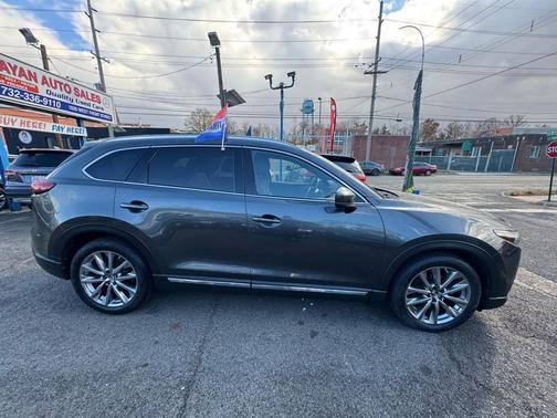 2018 Mazda CX-9 Signature