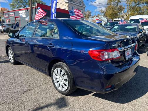 2012 Toyota Corolla LE