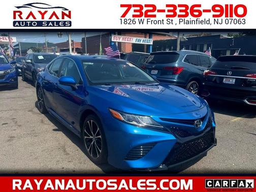 2020 Toyota Camry SE
