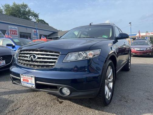 2005 INFINITI FX35 Base