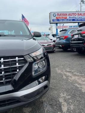 2020 Hyundai VENUE SEL