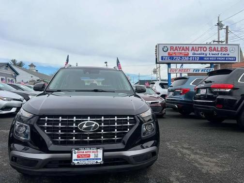 2020 Hyundai VENUE SEL