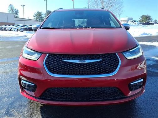 2026 Chrysler Pacifica Pinnacle