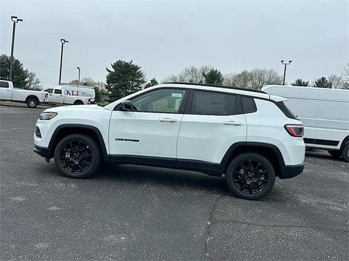 2025 Jeep Compass Latitude