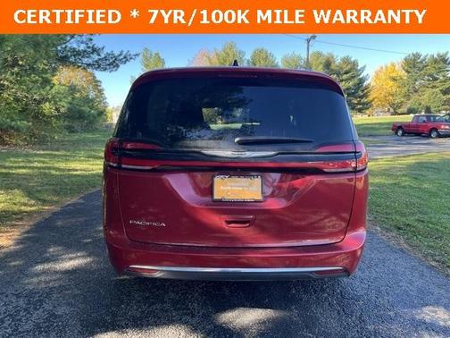 2024 Chrysler Pacifica Touring-L