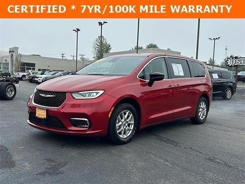 2024 Chrysler Pacifica Touring-L