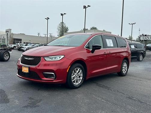 2024 Chrysler Pacifica Touring-L