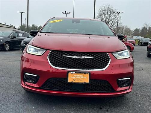 2024 Chrysler Pacifica Touring-L