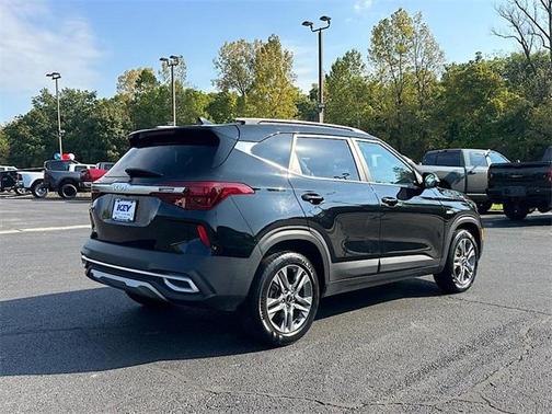2023 Kia Seltos S