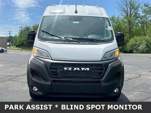 White 2025 RAM ProMaster 1500 Base