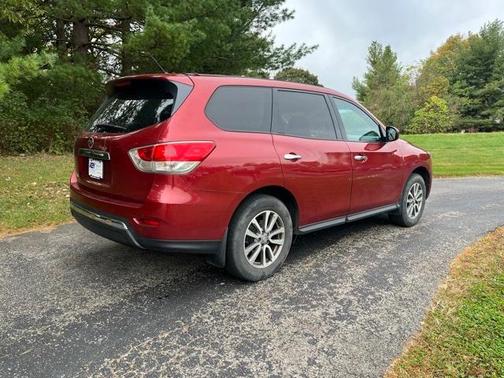 2013 Nissan Pathfinder S