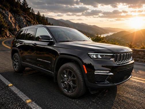 Diamond Black 2022 Jeep Grand Cherokee Limited