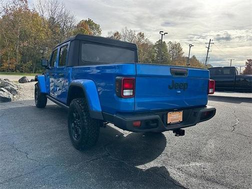 2023 Jeep Gladiator Sport