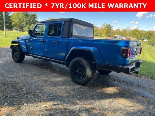 2023 Jeep Gladiator Sport
