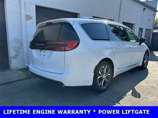 2026 Chrysler Pacifica Pinnacle