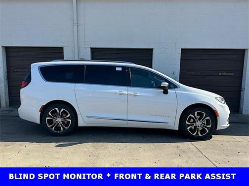 2026 Chrysler Pacifica Pinnacle