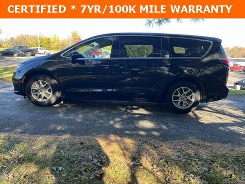 2024 Chrysler Pacifica Touring-L