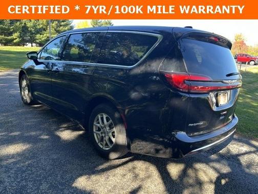 2024 Chrysler Pacifica Touring-L