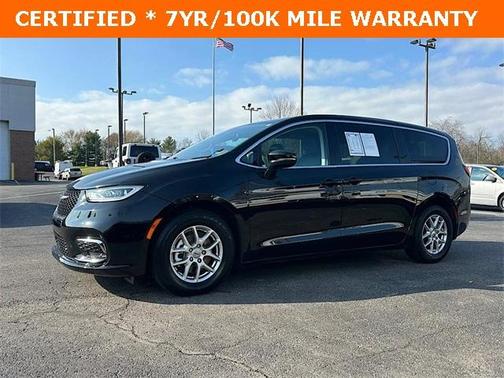 2024 Chrysler Pacifica Touring-L