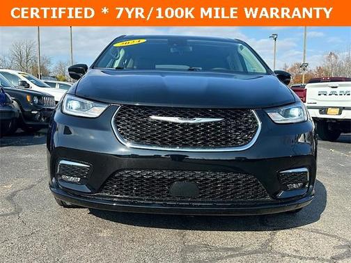 2024 Chrysler Pacifica Touring-L